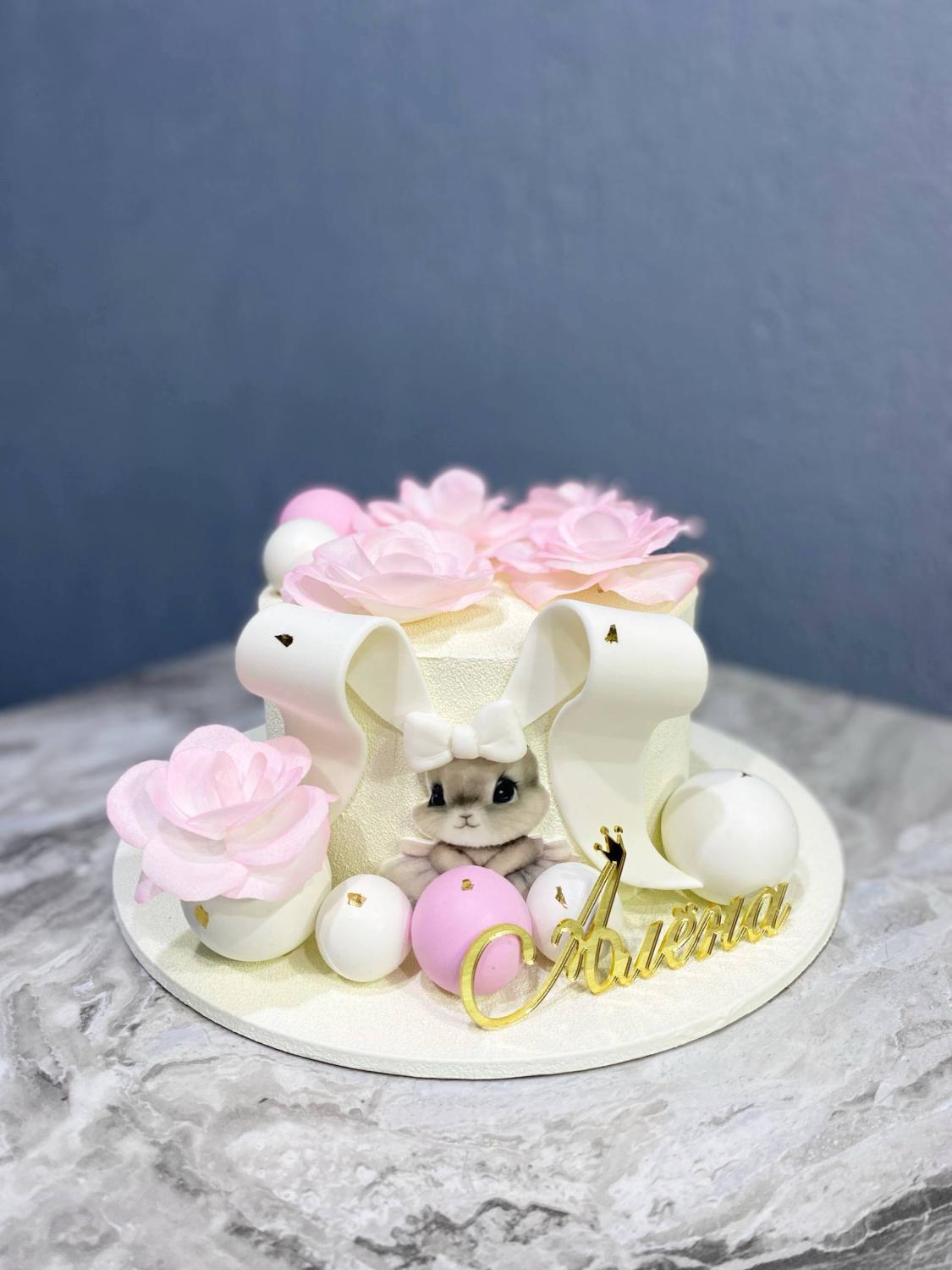 Детский торт Ванильный с клубникой #302 в кондитерской cake64.ru фото