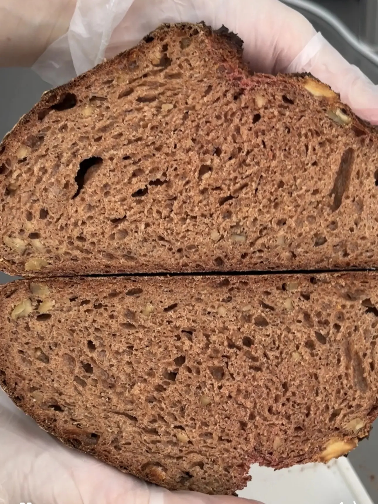 Свекольный тартин на сайте https://cake64.ru/ кондитерской Ваниль Корица