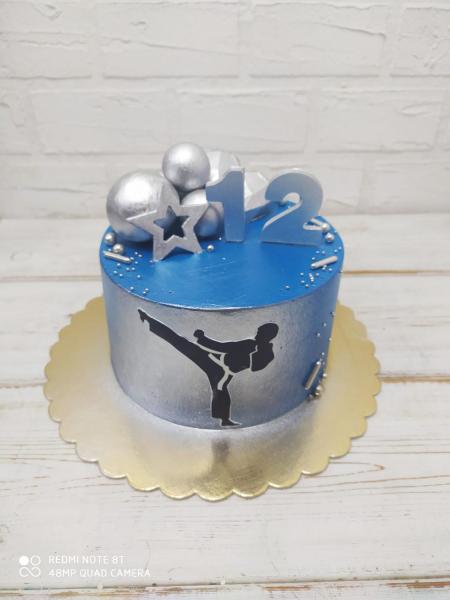Торт на День Рождения "Шоколадная бомба" #32 в кондитерской cake64.ru фото
