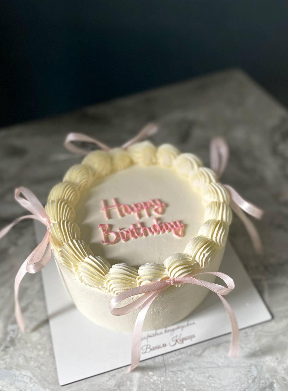 Бенто торт Молочный ломтик #332 на сайте https://cake64.ru/ кондитерской Ваниль Корица