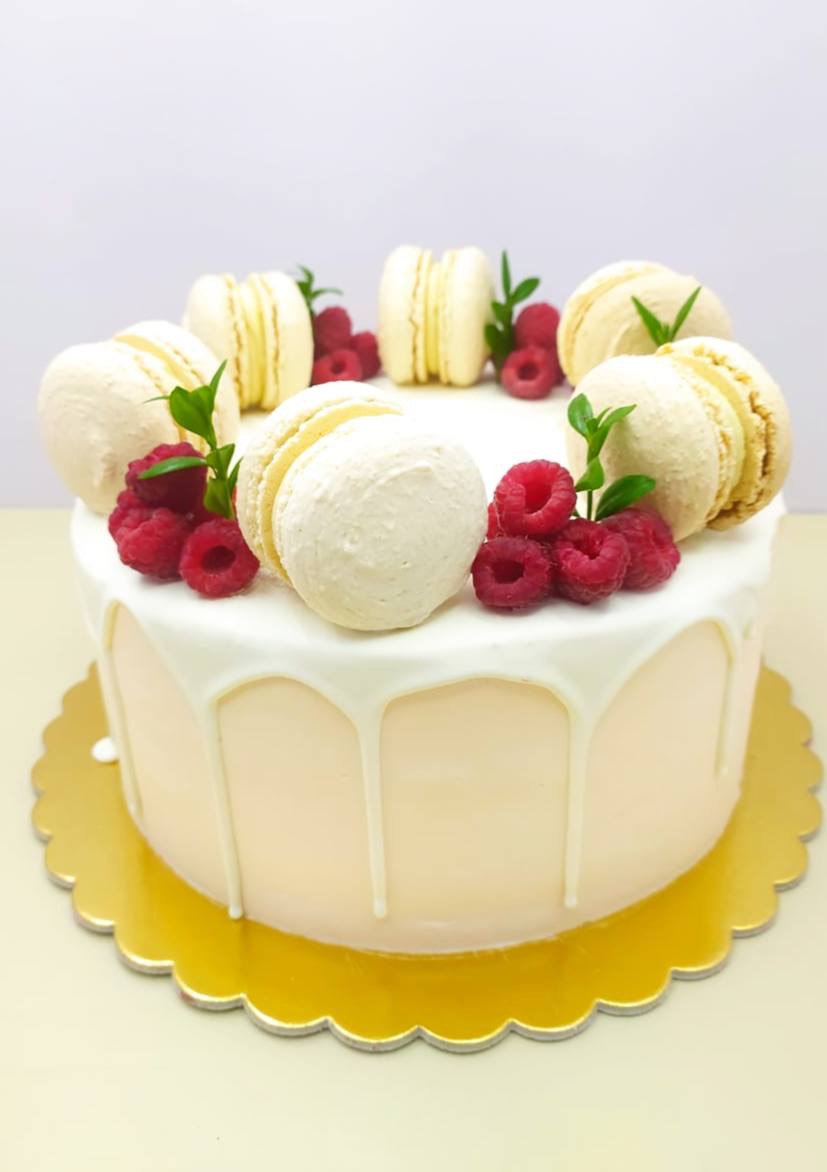 Торт на День Рождения Баунти #37 в кондитерской cake64.ru фото