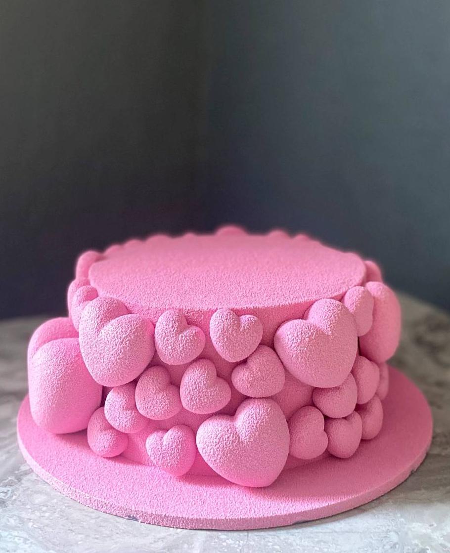 Торт День Рождения Молочная девочка #247 на сайте https://cake64.ru/ кондитерской Ваниль Корица